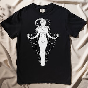 Capricorn Zodiac Goddess Shirt Capricorn Horoscope T Shirt Gift for Her