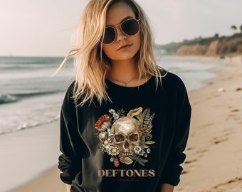 Deftones Sweatshirt, Deftones Vintage Inspired Unisex Heavy Blend™ Crewneck Sweatshirt