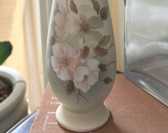 Vase de jardin victorien Hummelwerk, motif cornouiller
