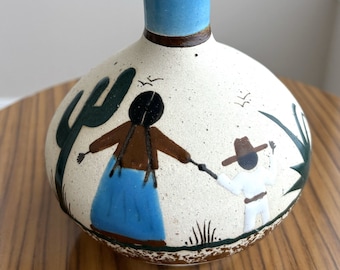 メキシコ工芸品　陶器　花瓶　ヴィンテージ　民藝 メキシコ陶器の花瓶、鳩、蝶、手描き、メキシコ、サイン入り