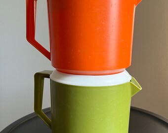 Vintage Small Rubbermaid #4 Four Cup Servin' Saver Cereal