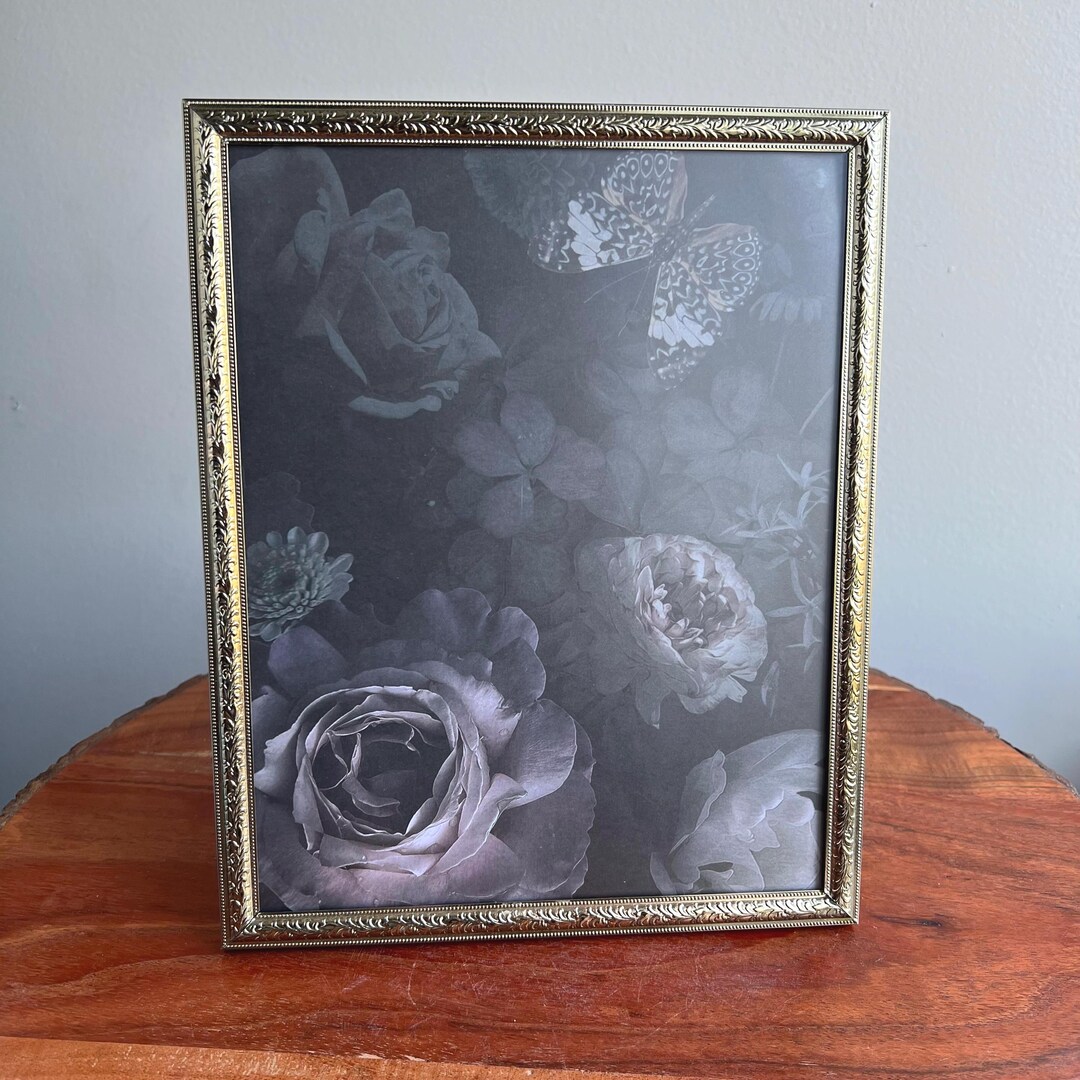Vintage 8x10 Gold Metal Picture Frame Ornate Scroll Detail Non-glare ...