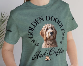 Golden Doodle en koffie t-shirt/hondenshirt/koffieshirt/katoenen T-shirt/moeder cadeau/paar cadeau/gepersonaliseerde koosnaam/t-shirt huisdier