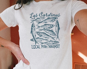 Camiseta de sardinas con estética de pescador Y2K para bebé, para mujer, camiseta de mercado de pescado local, regalo de sardinas, camiseta costera de verano, camiseta blanca con gráfico, camiseta corta
