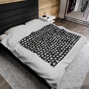 Halloween Ghost Blanket, Lightweight Blanket, Halloween Blanket, Black Throw, Plush Throw, Ghost Pattern, Halloween Decor, Fall Throw Gift image 7