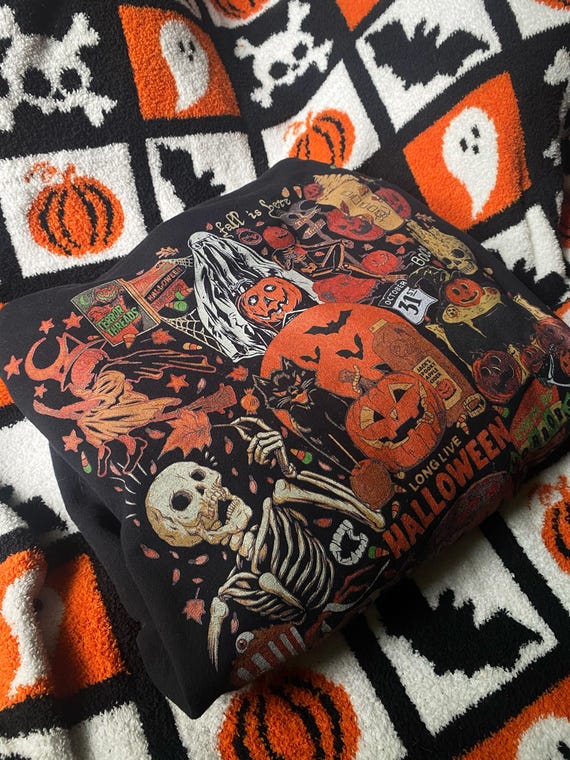 Halloween Sweatshirt, Halloween Lover Gift, Boo Sweatshirt, Halloween Aesthetic Pumpkin Sweatshirt, Black Fall Crewneck, Cat Sweatshirt