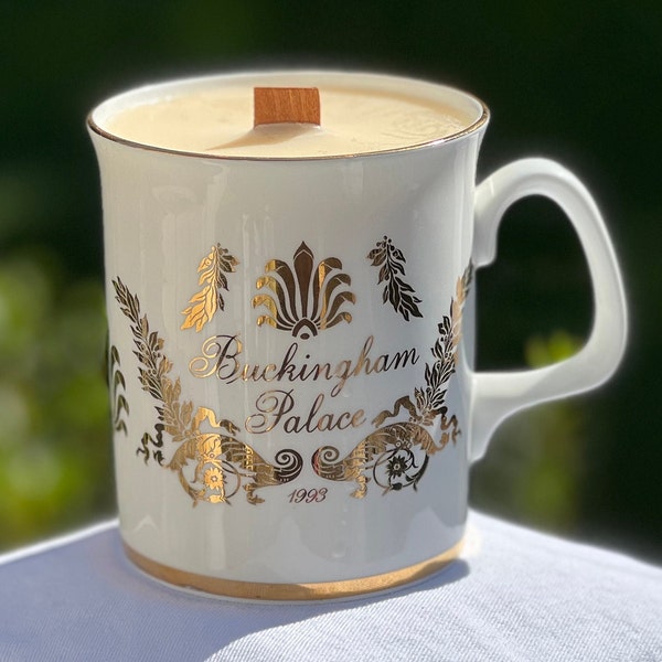 Vintage Candle Buckingham Palace 1993 Coffee / Tea Mug, “Cappuccino” scent, Soy Wax, Wood Wick