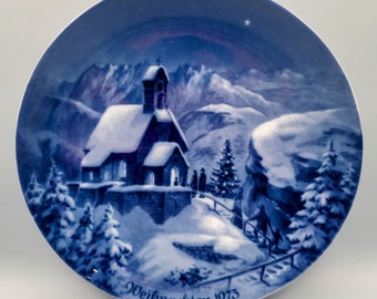 Set of 2 Vintage Berlin Design Collector Plates - West Germany