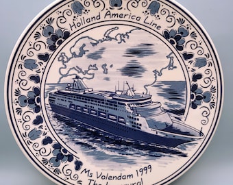 Assorted Collector's Plates, Blauw Delfts, Holland America Line
