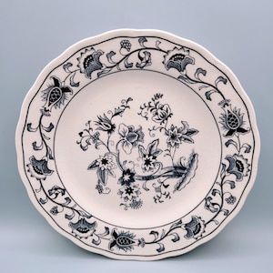 Bread Plate, Ming Tree Blue, Nikko, Japan (Double Phoenix Backstamp)