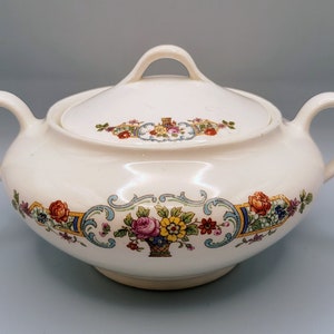 Sugar Bowl & Lid, Illinois China Co., Flower basket