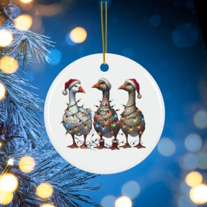 Christmas Funny Geese Trio Tangled in Tree Lights Ceramic Ornament Farmhouse Holiday Decor for Goose Lovers Silly Goose Dad Gift for Farmers