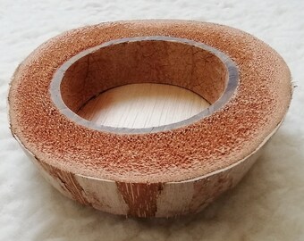Coconut feeding bowl (untreated)