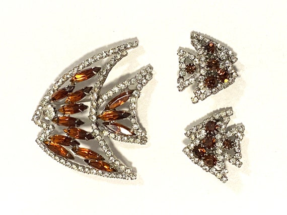 Angelfish brooch and clip-on earrings, orange rhi… - image 1