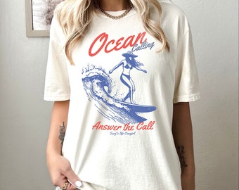 Küsten-Cowgirl-Shirt, Comfort Colors®, Vintage-inspiriertes Western-Ästhetisches Rodeo-T-Shirt, Retro-Country-Konzert-Geschenk für Cowgirl-Surfer-Geschenk