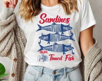 Shirt ingeblikte sardine, comfortkleuren visshirt, vintage stijl T-shirt voor kustesthetiek, cadeau oceaanliefhebber trendy kust T-shirt visser
