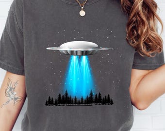 UFO-shirt, comfortkleuren ufo, alien shirt, vliegende schotel vaporwave esthetiek, bovennatuurlijk shirt, Alien Lover cadeau, Synthwave Tee Nature Tee