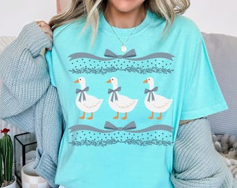 Cute Coquette Goose Shirt, Silly Goose Comfort Colors Tee, Cottagecore Goose Shirt, Funny Retro Goose, Gift Goose