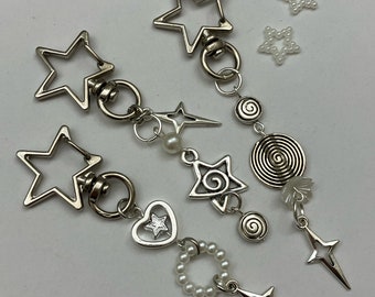 porte-clés spirale en argent | charm en perles / fait main