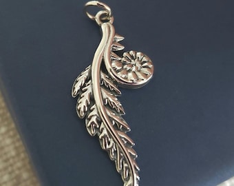 sterling silver fern pendant nature woodlands charm