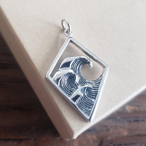 sterling silver three waves pendant in diamond frame beach crashing waves charm