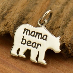 Engraved Sterling Silver Mama Bear pendant - Etched word charm sweet animal mom engravable