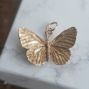 golden bronze dimensional butterfly pendant insect bug charms, spring, poetry in motion beautiful details