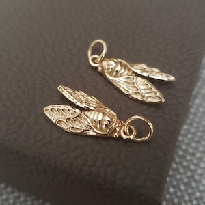 Golden bronze small cicada charm, magical creature, bug pendant