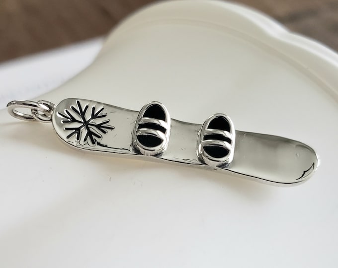 sterling silver snowboard charm winter sports jewelry pendant, Christmas vacation gift snowboarding