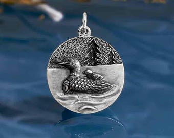 Colgante de plata de ley con forma de colimbo y cría, regalo para madre, hija e hijo.