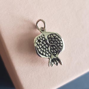 ciondolo a forma di melograno in argento sterling, cibo, frutto