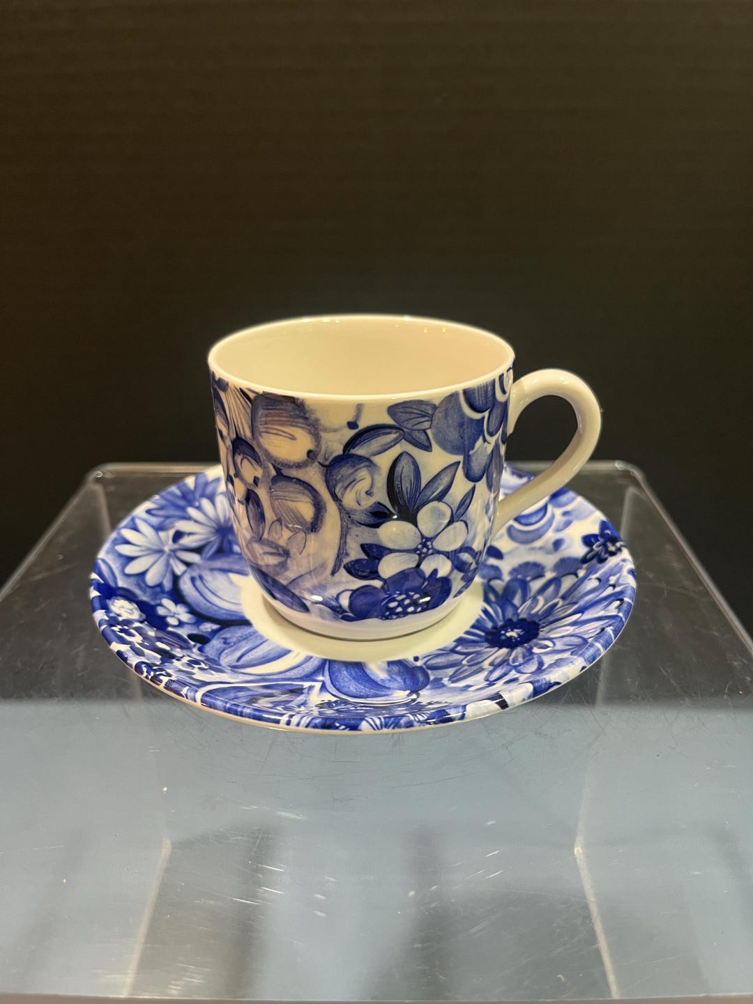 Vintage Gefle Uppsala Ekeby Tea Cup and Saucer Set -V 555 - Bla