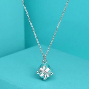 Bow Knot Copper Alloy Women&#39;s Pendant Necklace - My Lil Blue Box