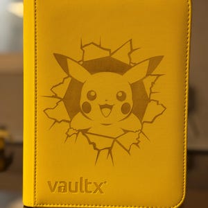 Custom Engraved Lightning Mouse-Inspired Trading Card Binder – Vault X 9-Pocket, 360 Card Capacity, trading card binder, card binder