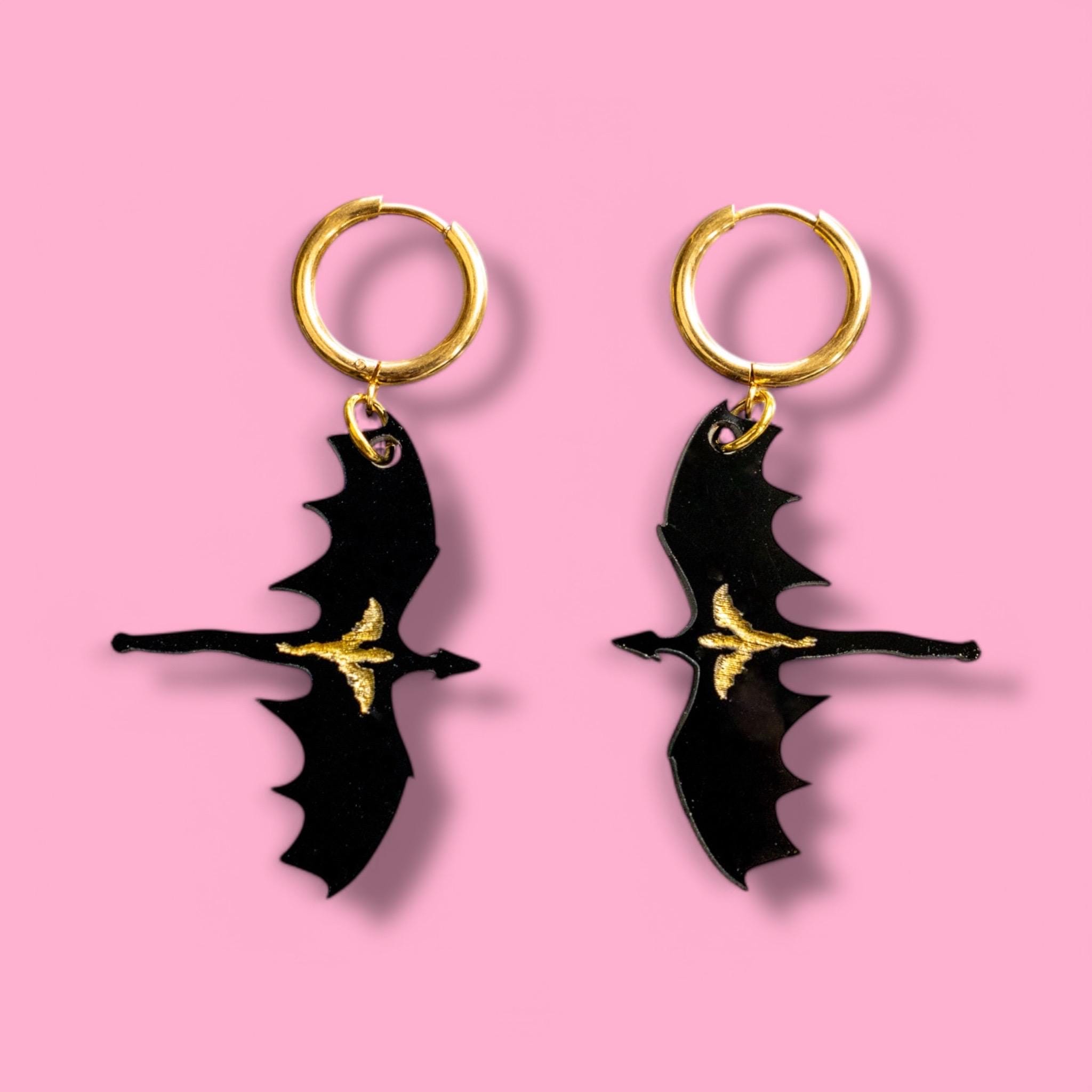 Fourth Wing Earrings, gifts for readers, romantic revival jewelry, dragon earrings, book lover gift, iron flame gift, fantasy earrings