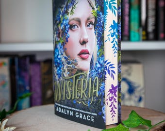 Wisteria Sprayed Stenciled Edges