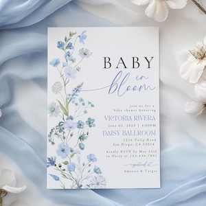 Invito Blue Baby In Bloom, invito per baby shower con fiori di campo per bambini, baby shower floreale primaverile ed estivo, modello di invito digitale per baby shower