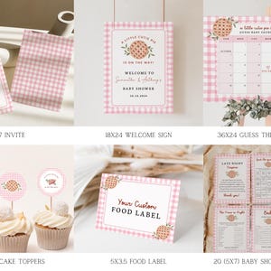 Puede incluir: Un conjunto de papeler&iacute;a para baby shower con un patr&oacute;n de cuadros rosa y un gr&aacute;fico de tarta. Incluye invitaciones, un letrero de bienvenida, un calendario, adornos para cupcakes, etiquetas de comida y juegos para baby shower. El texto dice "A Little Cutie Pie is on the Way!"