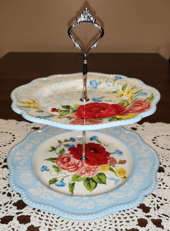 Pioneer Woman Inspired 2 Tiered Cake Stand Sweet Rose Pattern 2 Tiered Tray Housewarming Gift Kitchen Decor Farmhouse Decor Etsy UK
