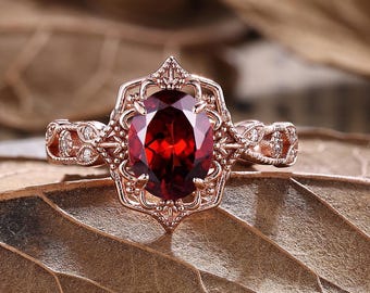 Delicate Red Garnet Wedding Ring, January Birthstone Ring, 14K Rose Gold Stacking Ring, Flower Engagement Ring, Dainty Birthday Gift for Her
