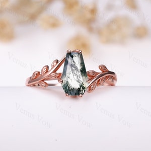 Nature Inspired moss agate ring cluster emerald aquatic agate engagement ring vintage unique green stone Leaf wedding ring gift for women