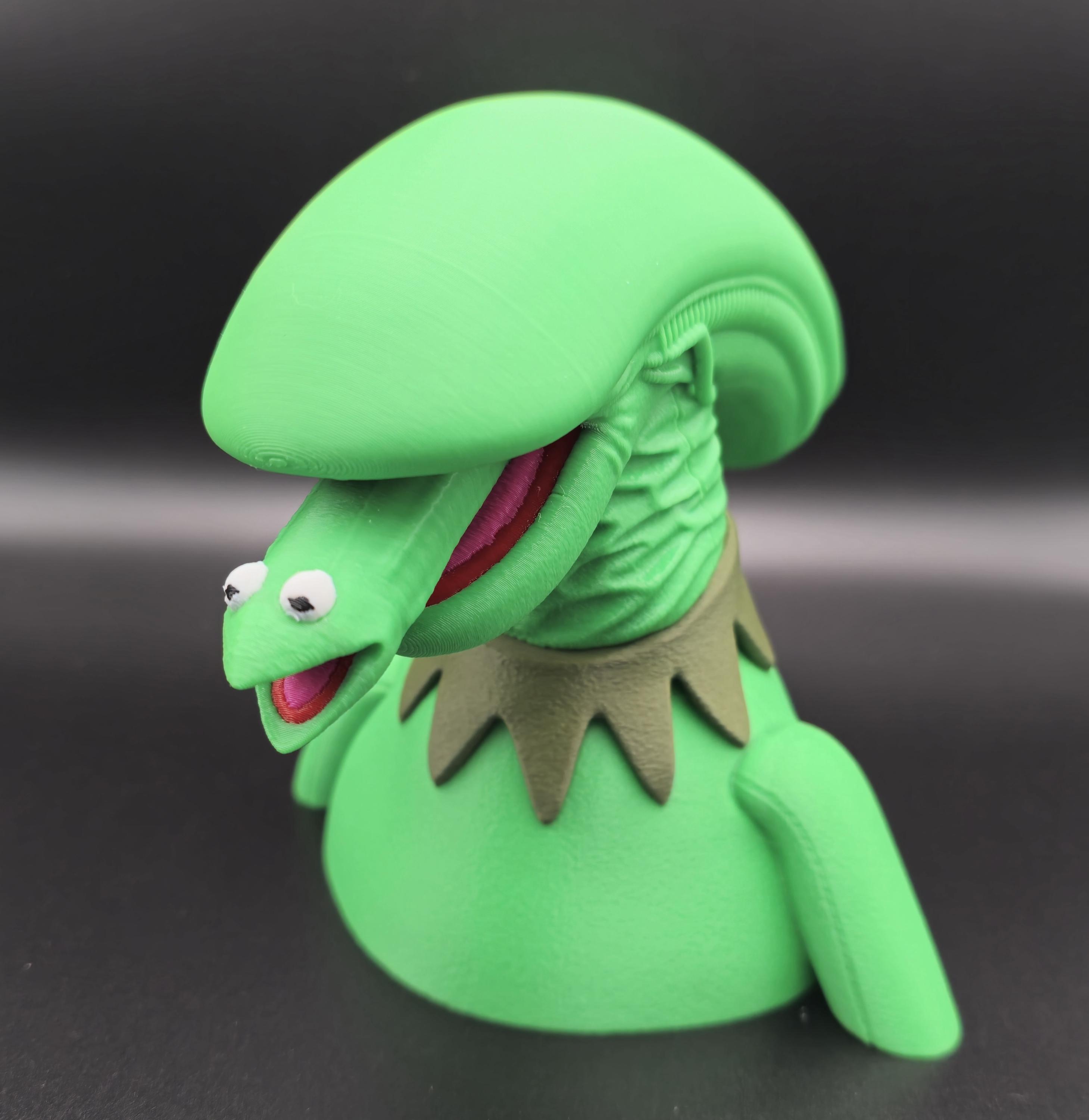 Xenokermit Bust: Alien Xenomorph Kermit Mashup - Etsy