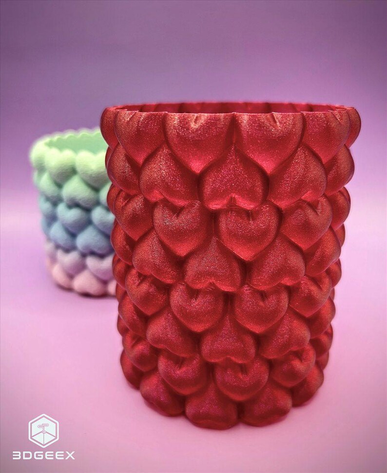 3D-utskriven vas med hjärtan i blom - Hjärtblommande blomkruka bild 2