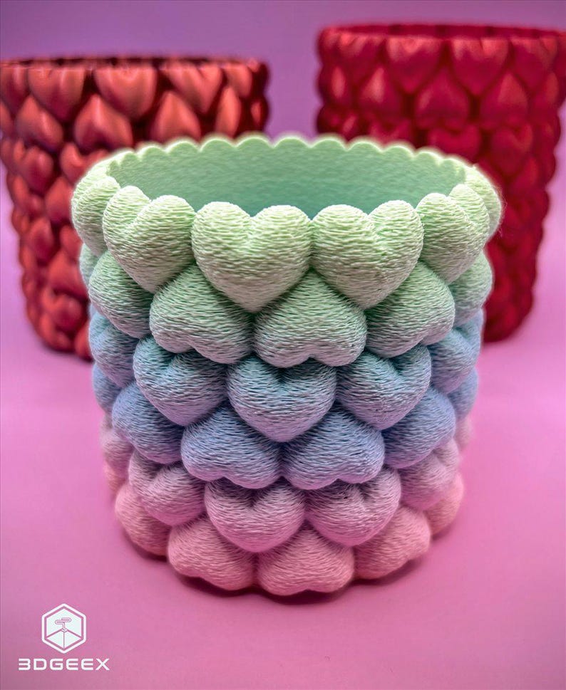 3D-utskriven vas med hjärtan i blom - Hjärtblommande blomkruka bild 4
