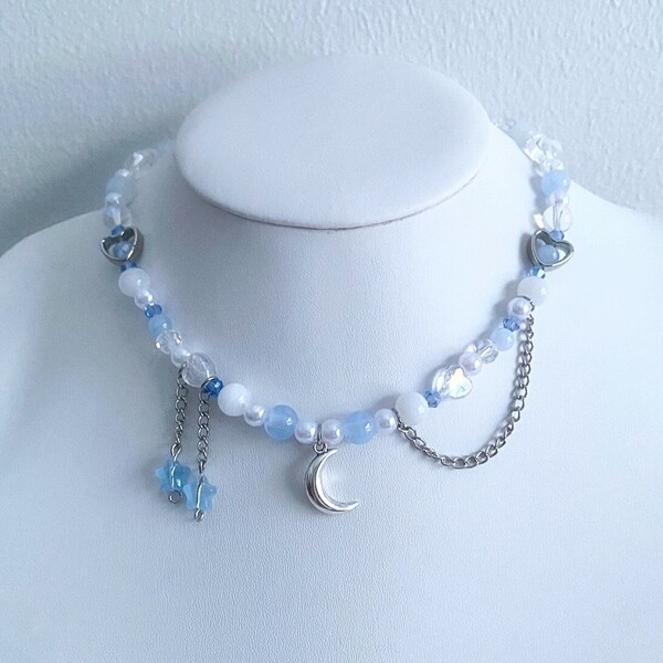 Y2K Star necklace | Celestial jewelry | Elegant jewellery | Beaded beads | Moon charm bead | Pearl accessories | Gift idea | Handmade