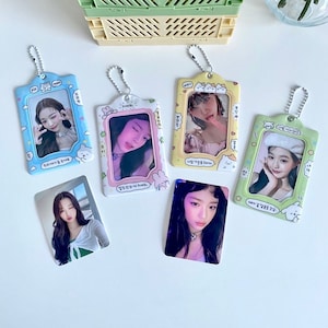 Llavero con soporte para tarjetas fotográficas KPOP / Llavero con colgante de foto / Tamaño de viaje / Almacenamiento para tarjetas fotográficas / Mini organizador / Idea de regalo / Estuche con cordón
