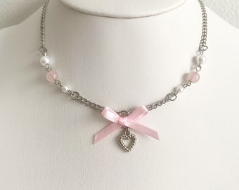 Collar coqueta / Lindas cuentas colgantes de cinta de lazo / Joyería con cuentas de corazón / Cuentas de encanto de joyería / Accesorios de perlas / Idea de regalo / Hecho a mano