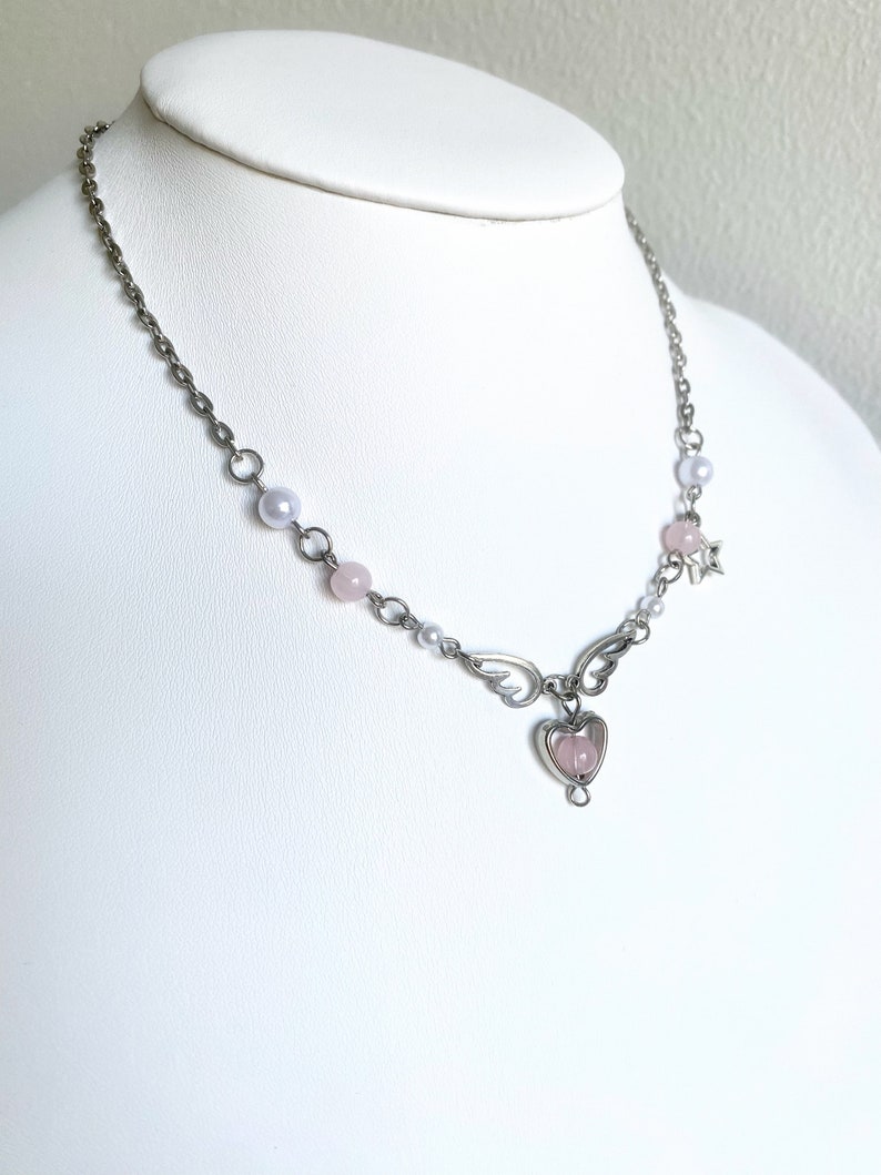 Lindo collar de corazón de estrella / Cuentas colgantes de alas / Joyería con cuentas / Cuentas de encanto de joyería Fairycore / Accesorios de perlas / Idea de regalo / Hecho a mano imagen 2