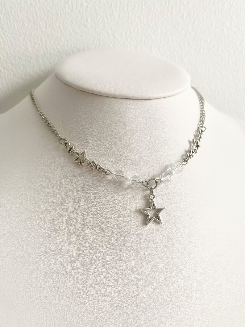 Collier étoile de l'an 2000 Pendentif perles célestes Bijoux grunge Bijoux streetwear charm perle Accessoires en perles Idée cadeau Fait main image 2