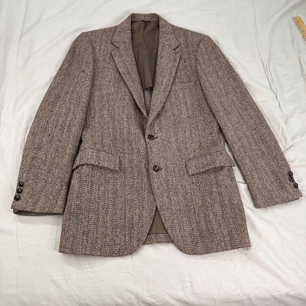 Vintage Harris Tweed sport coat size L mens brown herringbone USA *flaws Jacket